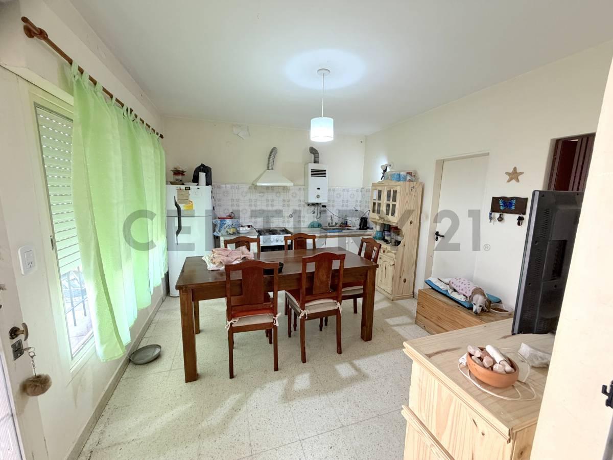 Foto de ⏳ Oportunidad en zona céntrica de Venado Tuerto - Casa, imagen 3