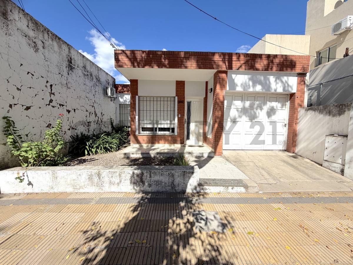 Foto de ⏳ Oportunidad en zona céntrica de Venado Tuerto - Casa, imagen 1