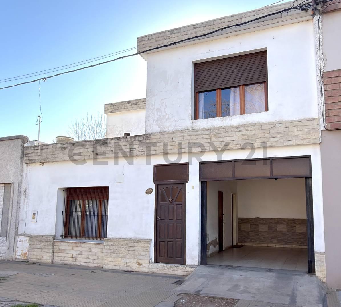 Foto de CASA 3 DORMITORIOS ZONA CENTRICA VENADO TUERTO, imagen 2