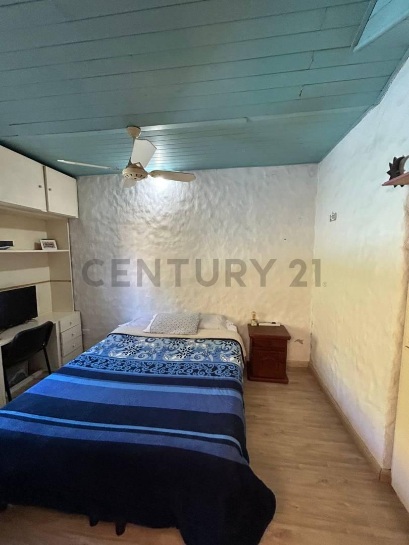 Foto de VENADO TUERTO - CASA DE 3 DORMITORIOS A METROS DE AV. JORGE NEWBERY, imagen 5