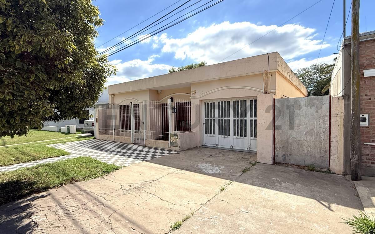 Foto de Casa de 2 dormitorios con cochera doble. VENADO TUERTO., imagen 4