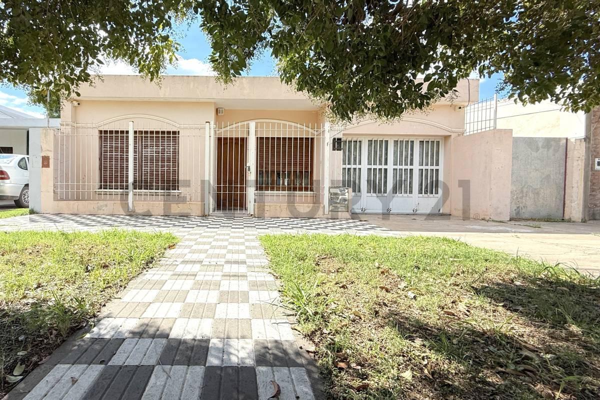 Foto de Casa de 2 dormitorios con cochera doble. VENADO TUERTO., imagen 1