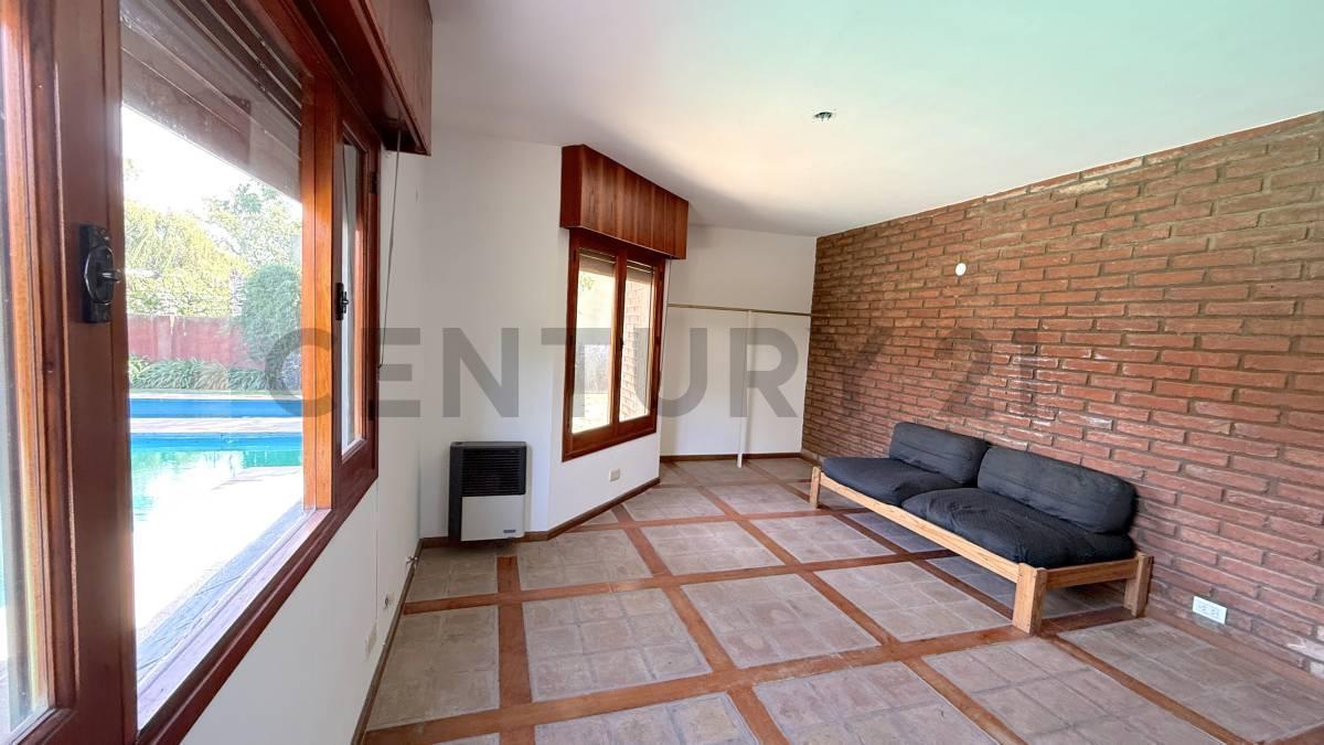 Foto de CASA PREMIUM, 3 HABITACIONES, PILETA Y QUINCHO. VENADO TUERTO, imagen 4