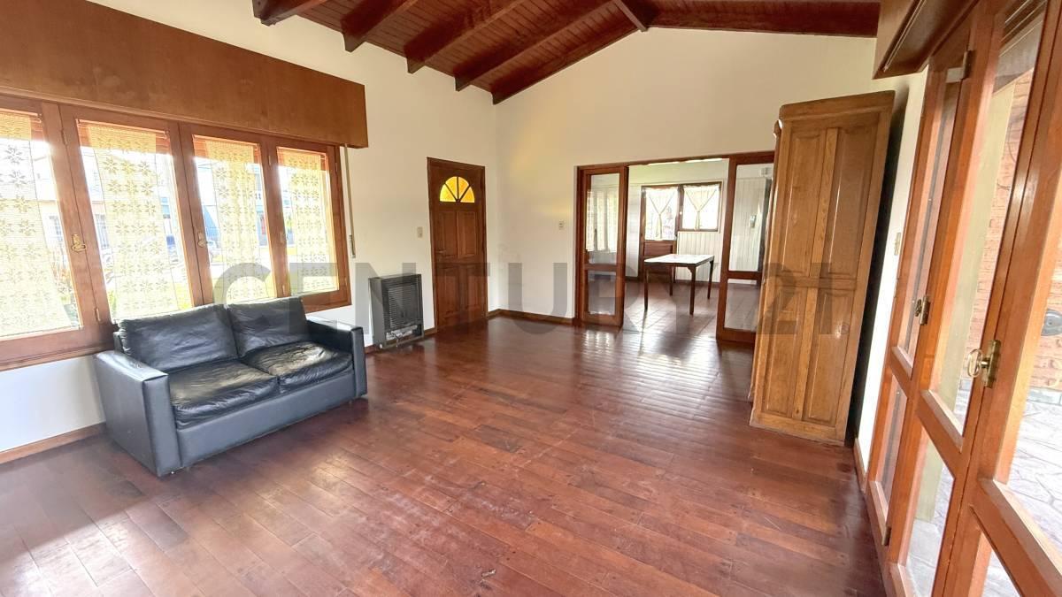 Foto de CASA PREMIUM, 3 HABITACIONES, PILETA Y QUINCHO. VENADO TUERTO, imagen 2