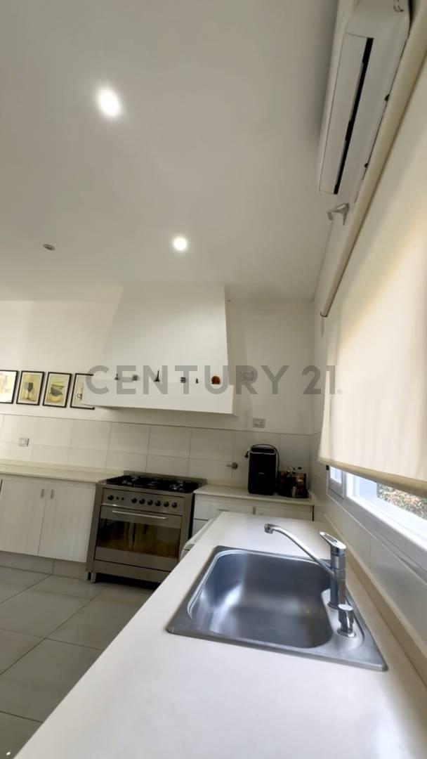 Foto de Casa de categoría en La Cheltonia – VENADO TUERTO, imagen 3