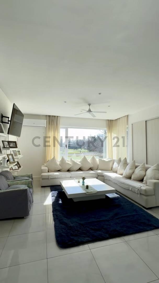 Foto de Casa de categoría en La Cheltonia – VENADO TUERTO, imagen 2