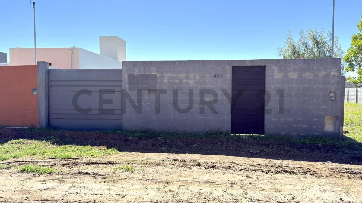 Foto de Terreno en venta. Muy buena zona. Cerrado con conexiones listas. VENADO, imagen 1