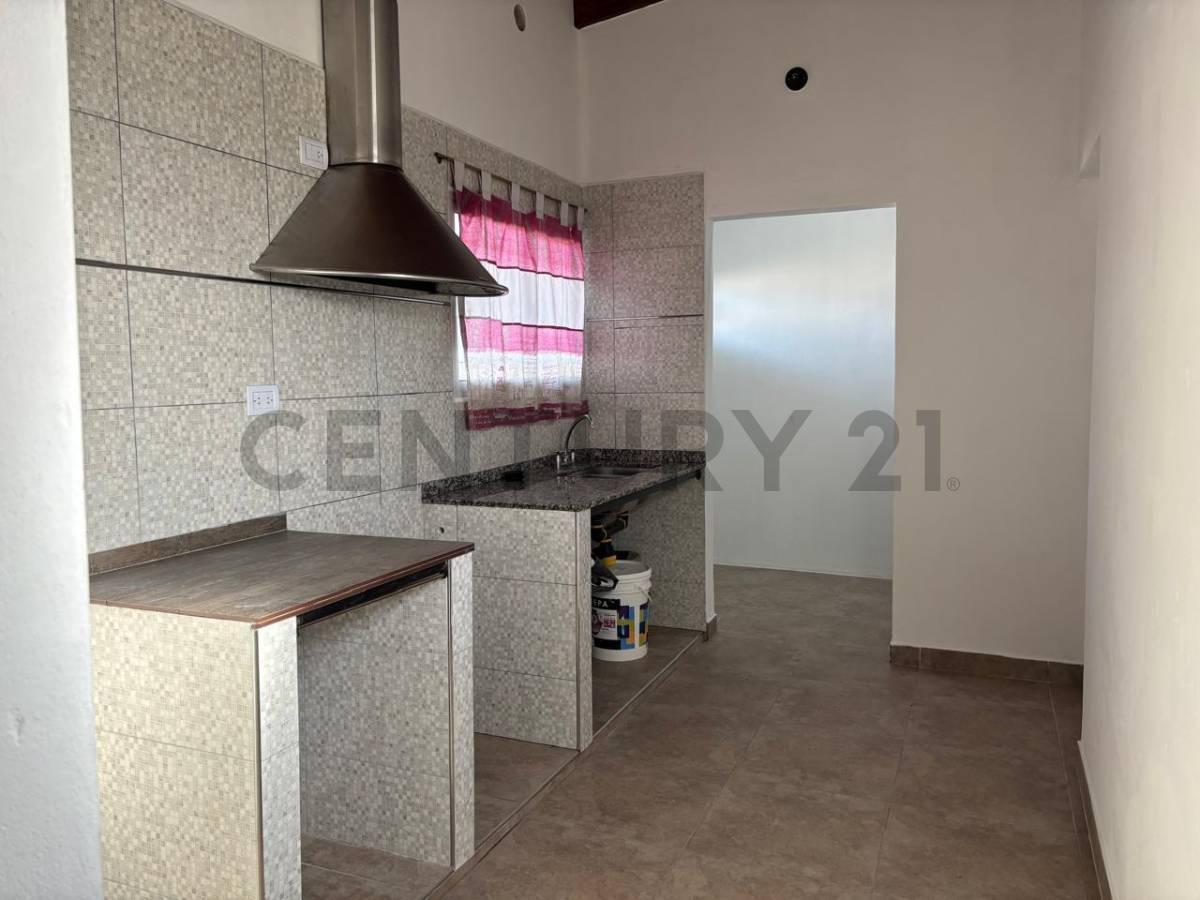 Foto de CASA CON PATIO EN MURPHY, imagen 4
