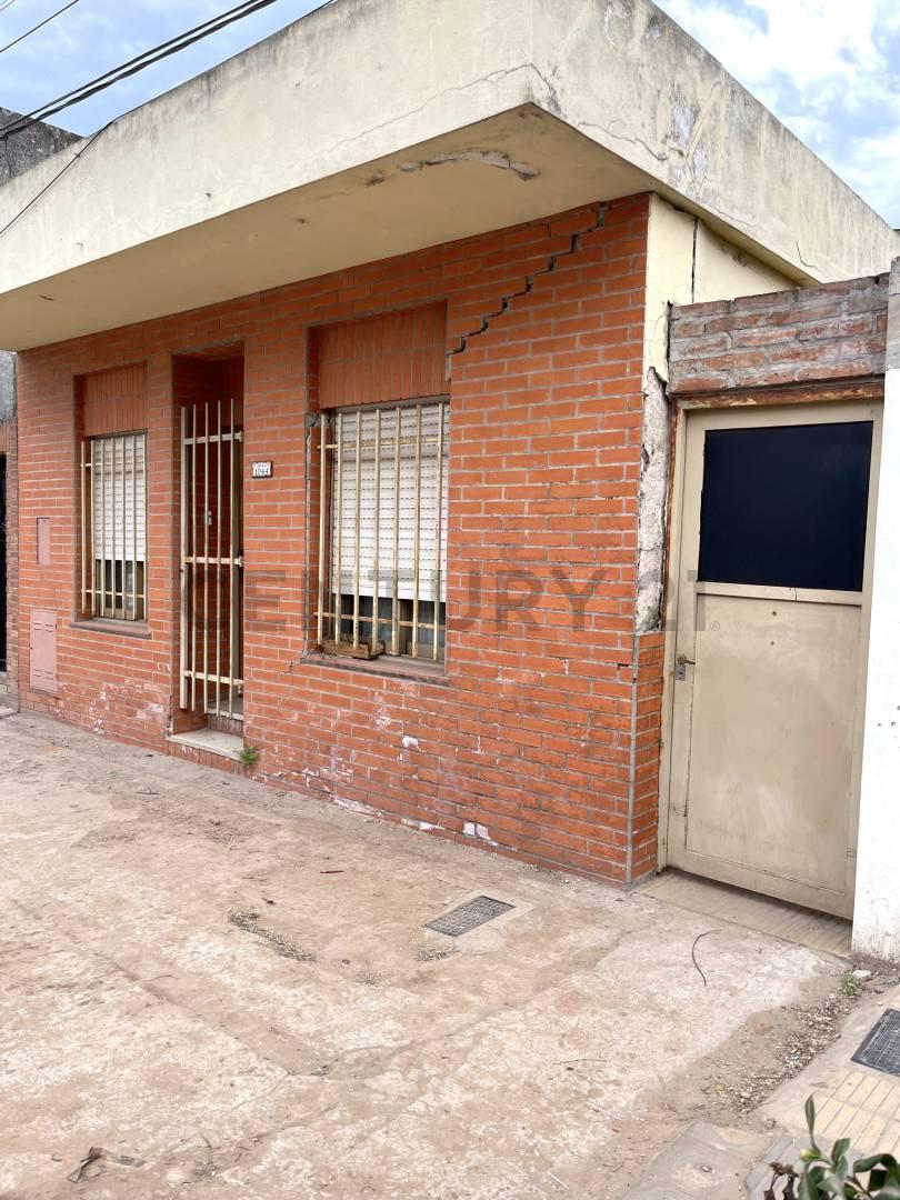 Foto de Casa a reciclar en zona céntrica - VENADO TUERTO, imagen 3