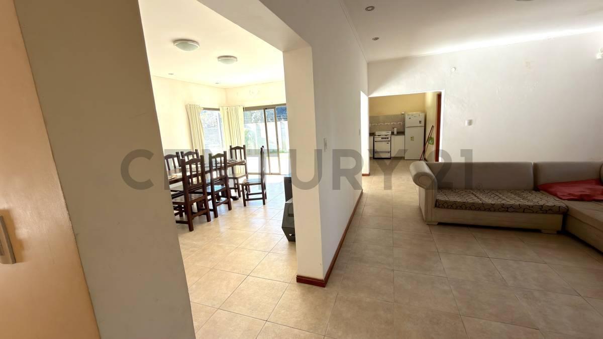 Foto de Casa quinta en Barrio Los Pinos - VENADO TUERTO, imagen 4