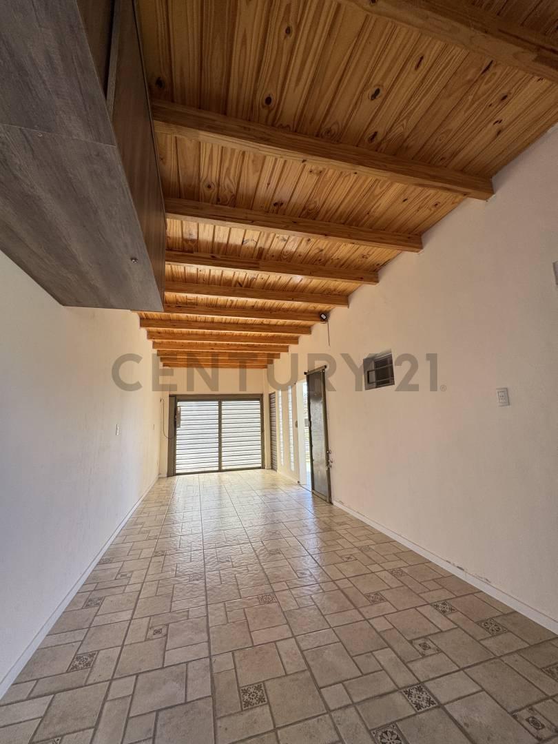 Foto de Casa en esquina de dos plantas – VENADO TUERTO, imagen 4