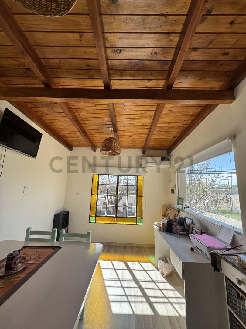 Foto de Casa en esquina de dos plantas – VENADO TUERTO, imagen 5