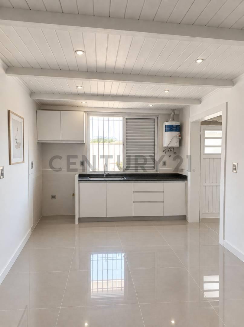 Foto de Casa Céntrica + Departamento independiente ambas a estrenar. VENADO, imagen 2