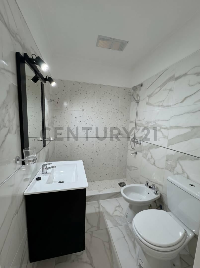 Foto de Casa Céntrica + Departamento independiente ambas a estrenar. VENADO, imagen 1