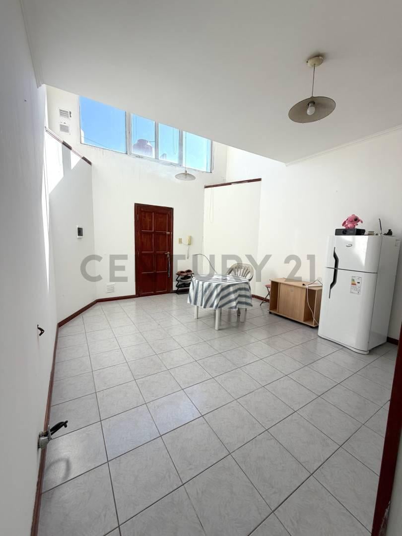Foto de Departamento 2 ambientes con renta activa muy luminoso-VENADO TUERTO, imagen 3