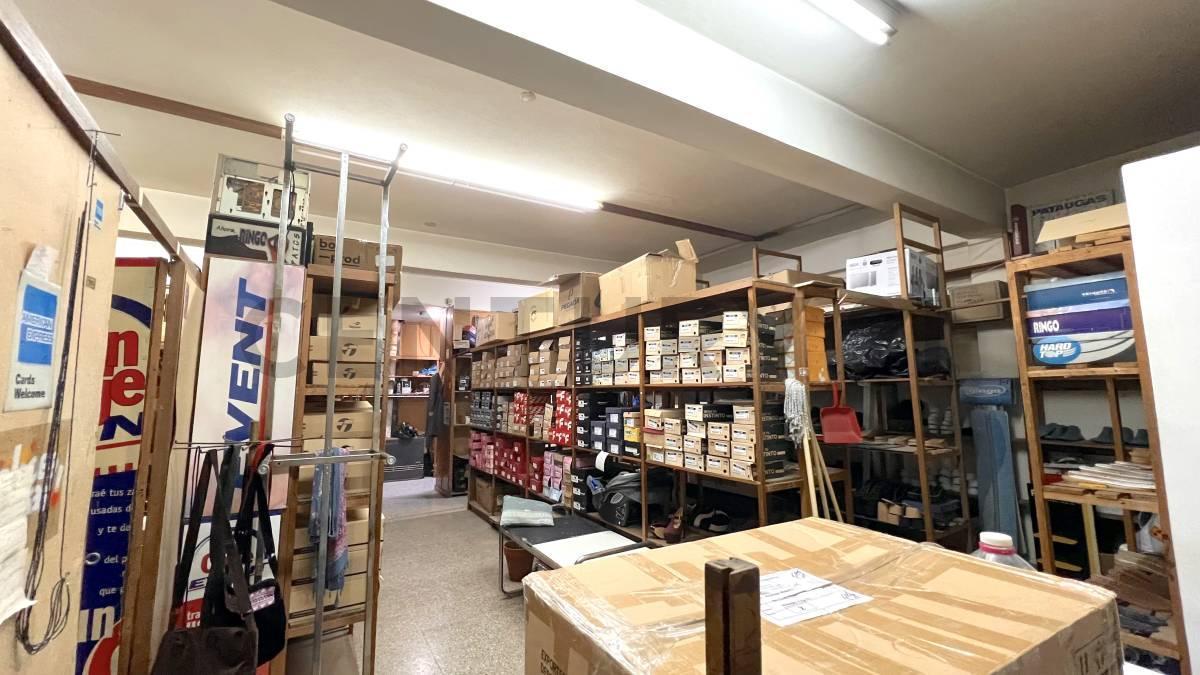 Foto de Tu marca merece este lugar: VENTA DE LOCAL COMERCIAL EN EL CENTRO DE, imagen 5
