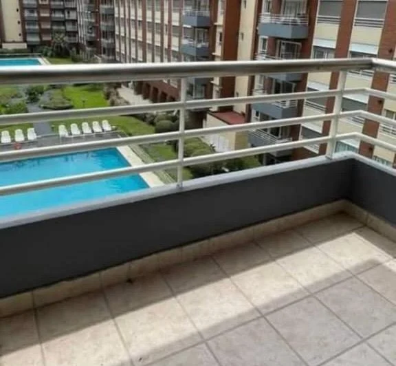 Alquiler 2 ambimtes impecable en puerto Madero 4
