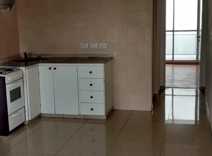 Departamento De 2 Ambientes En Alquiler En José C. Paz 1
