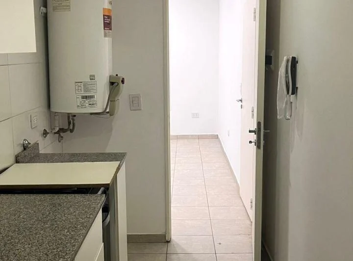 Departamento 2 Dormitorios con cochera descubierta. 3