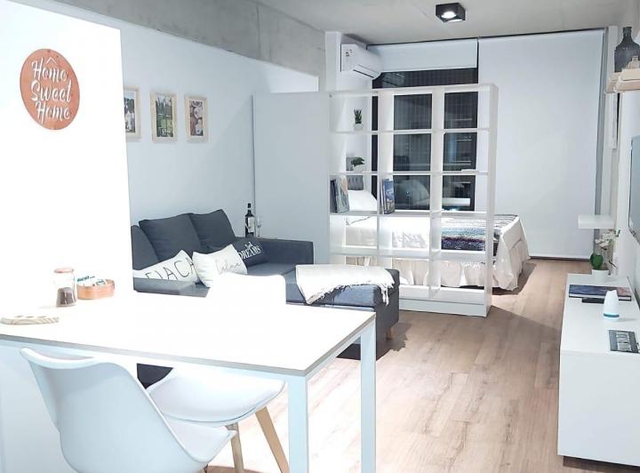 Excelente monoambiente en edificio de categoría totalmente amoblado 2