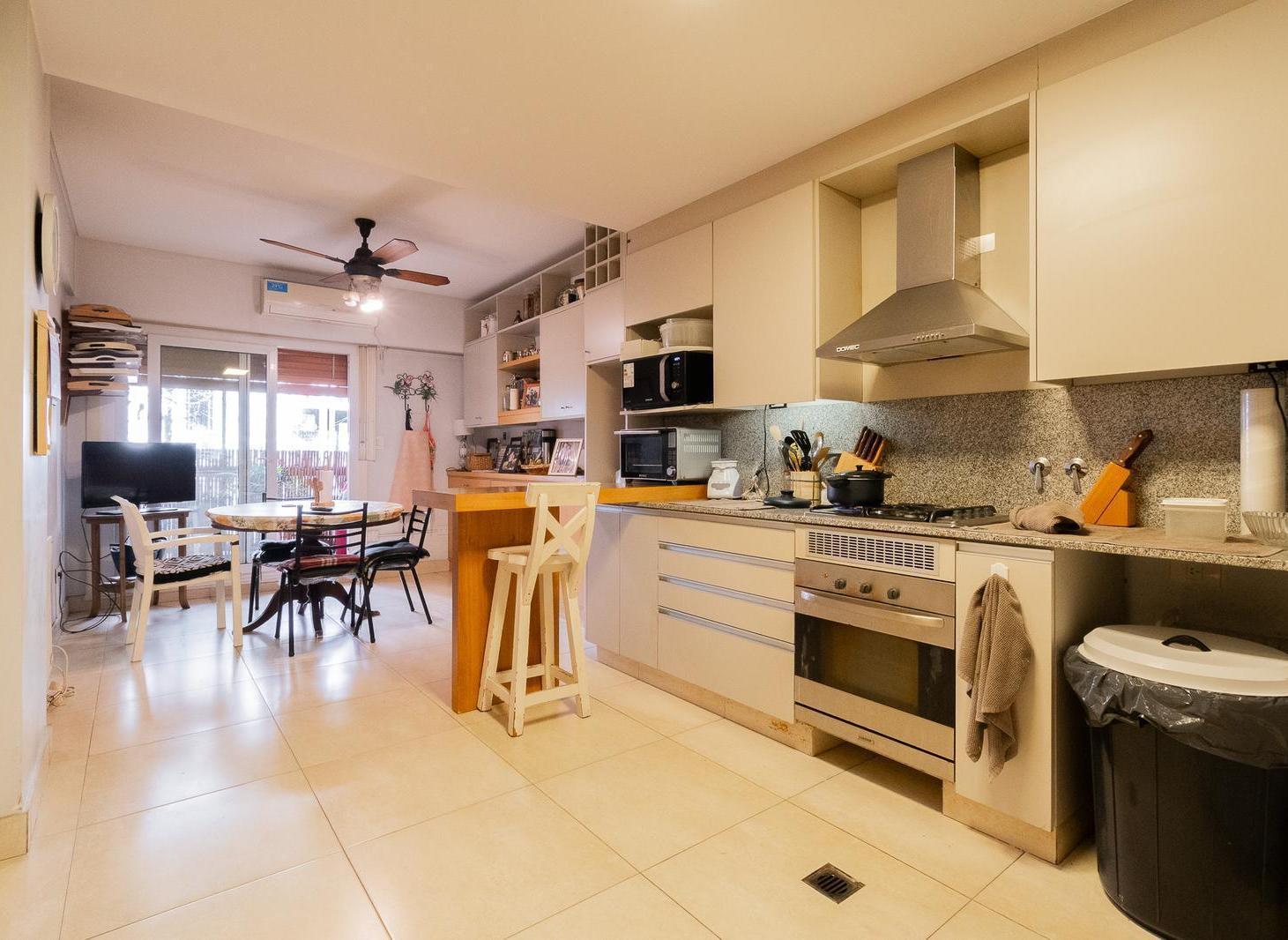 Foto de Excelente 5 ambientes en venta con cochera fija y cubierta, baulera, patio y balcón!, imagen 1