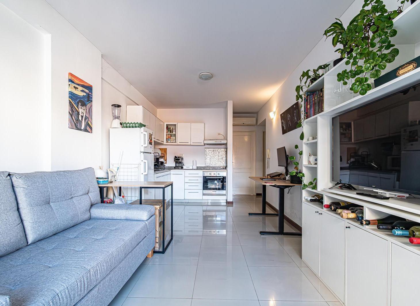 Foto de Hermoso Departamento 2 ambientes en venta - Luminoso con balcón, imagen 3