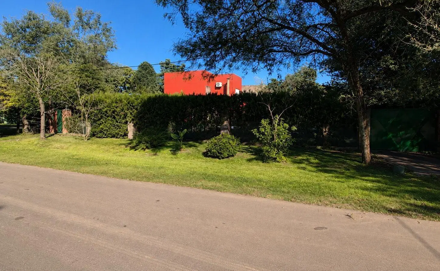 CASA 1 DORMITORIO EN VENTA EN FUNES 3