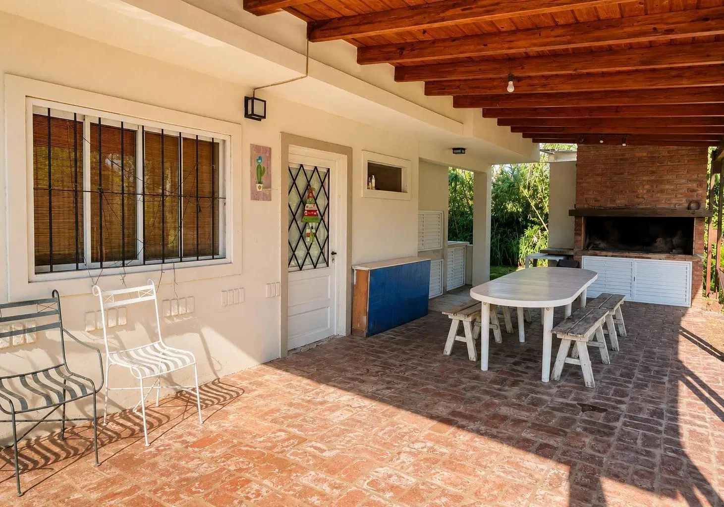 CASA 2 DORMITORIOS EN VENTA EN ROLDAN 2