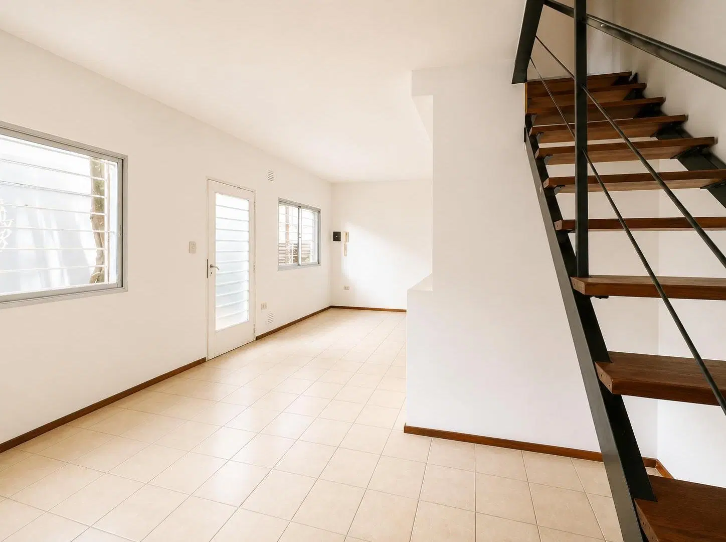 DUPLEX 2 DORMITORIOS EN VENTA EN ECHESORTU 3
