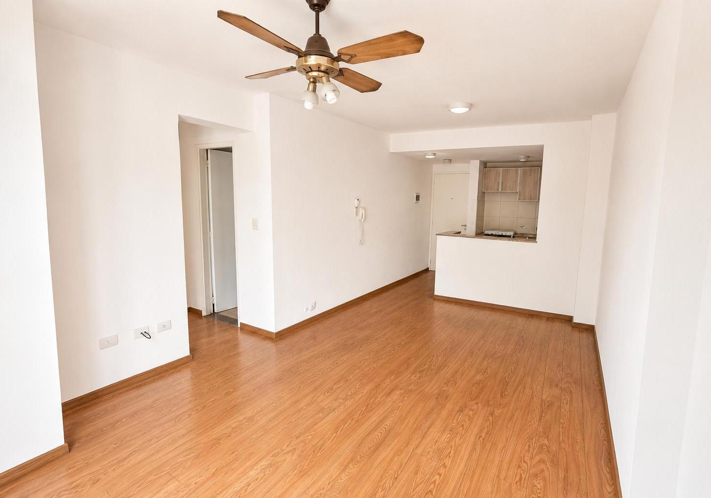 Foto de DEPARTAMENTO 1 DORMITORIO EN VENTA EN LOURDES, imagen 2