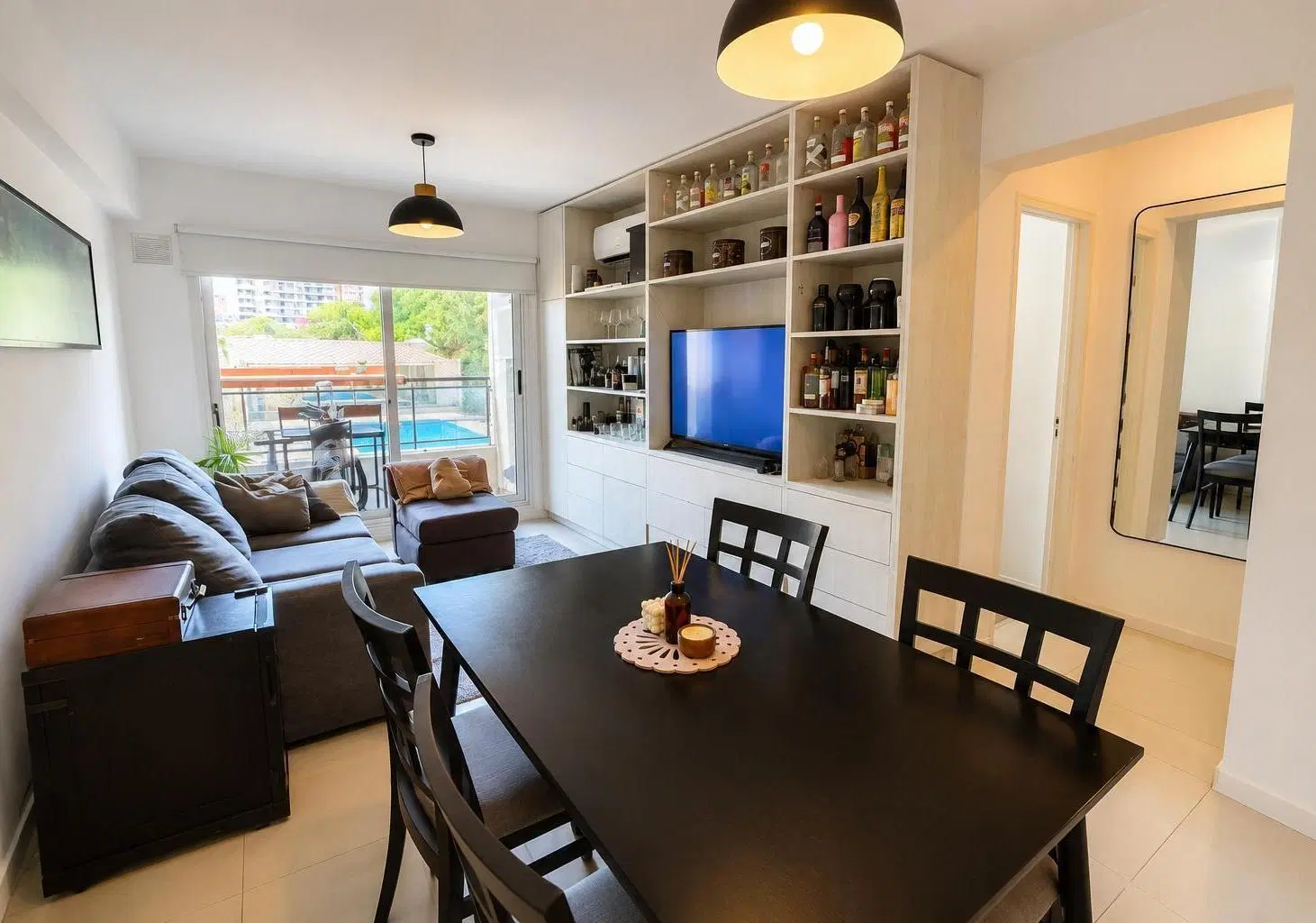 DEPARTAMENTO 1 DORMITORIO CON COCHERA EN VENTA EN ABASTO 2