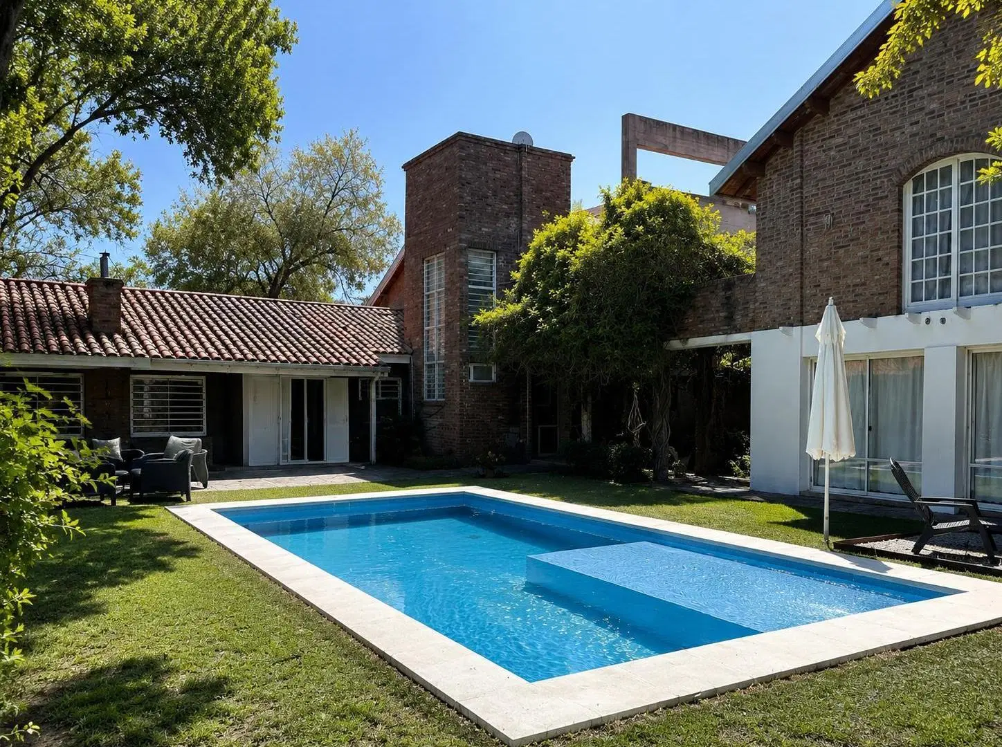 CASA EN ALQUILER TEMPORARIO EN FISHERTON 1