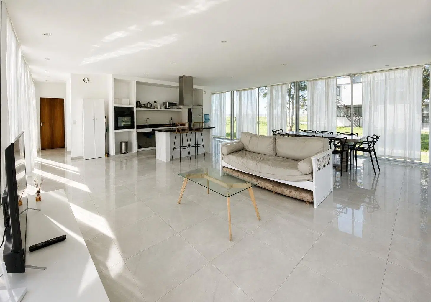 CASA EN VENTA 2 DORMITORIOS EN CAMPO TIMBO 3