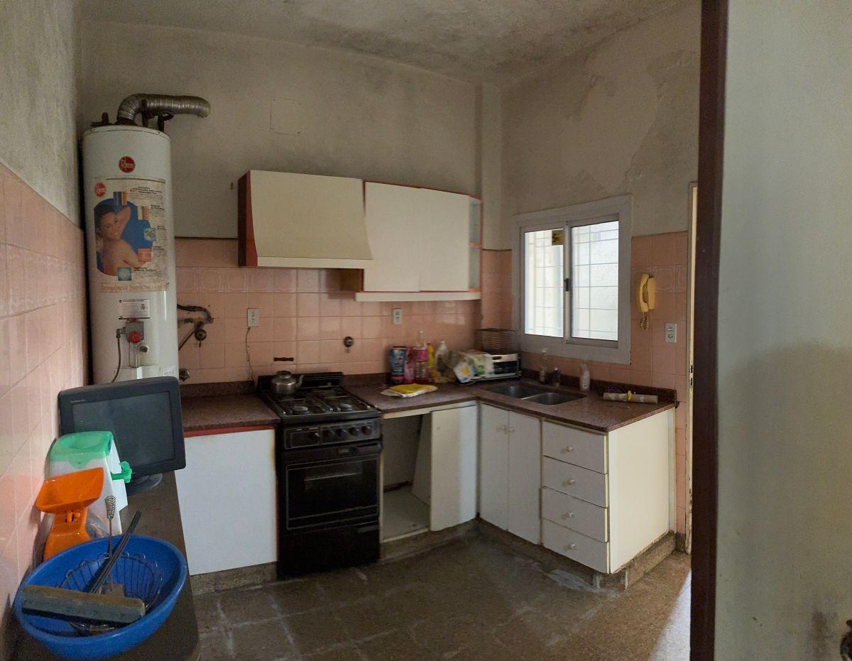 Foto de VENTA CASA 5 AMBIENTES FLORES con JARDIN, imagen 1
