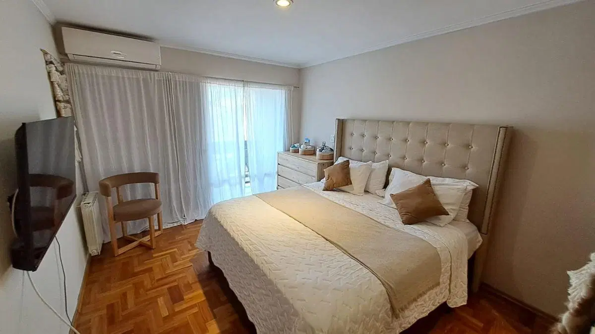VENTA PISO COMPLETO EN NUEVA CÓRDOBA 3 DORMITORIOS 5