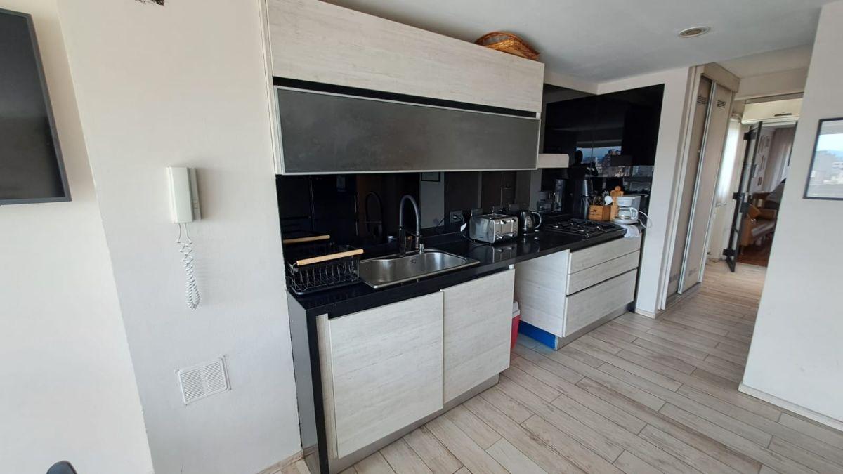 Foto de VENTA PISO COMPLETO EN NUEVA CÓRDOBA 3 DORMITORIOS, imagen 4