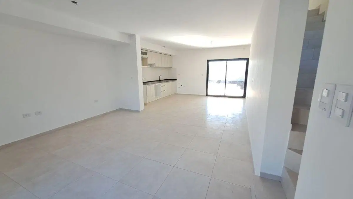 OPORTUNIDAD DUPLEX 3 DORMITORIOS EN DOCTA A ESTRENAR 3