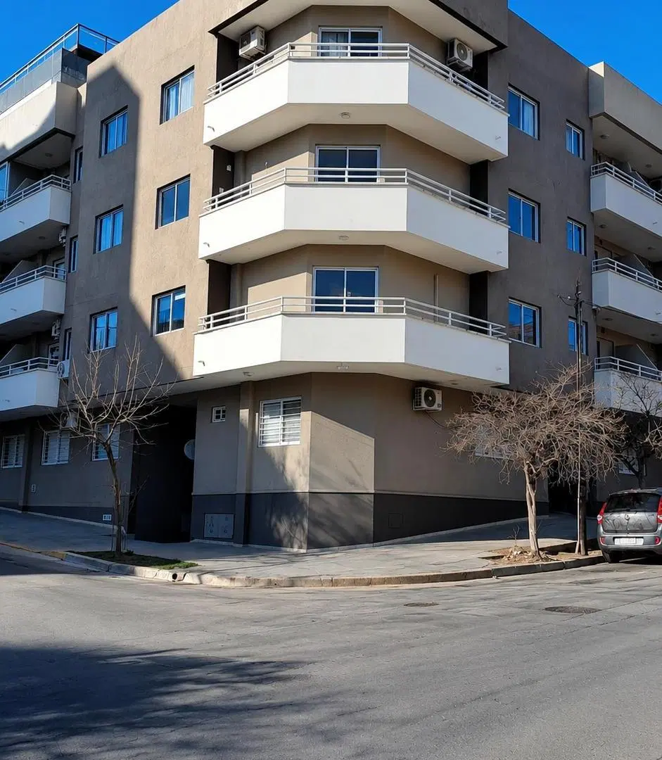 OPORTUNIDAD DEPARTAMENTO EN VENTA 3 DORM VILLA CARLOS PAZ 2