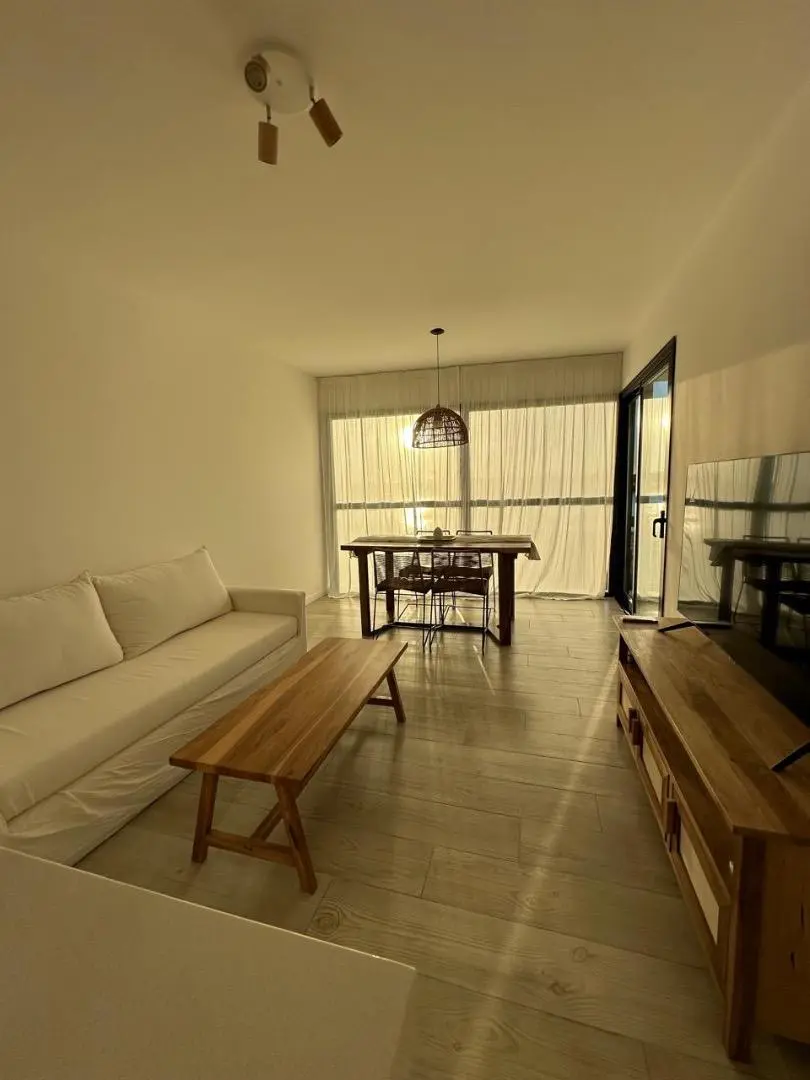 HERMOSO DEPARTAMENTO 2 AMB A LA VENTA 3