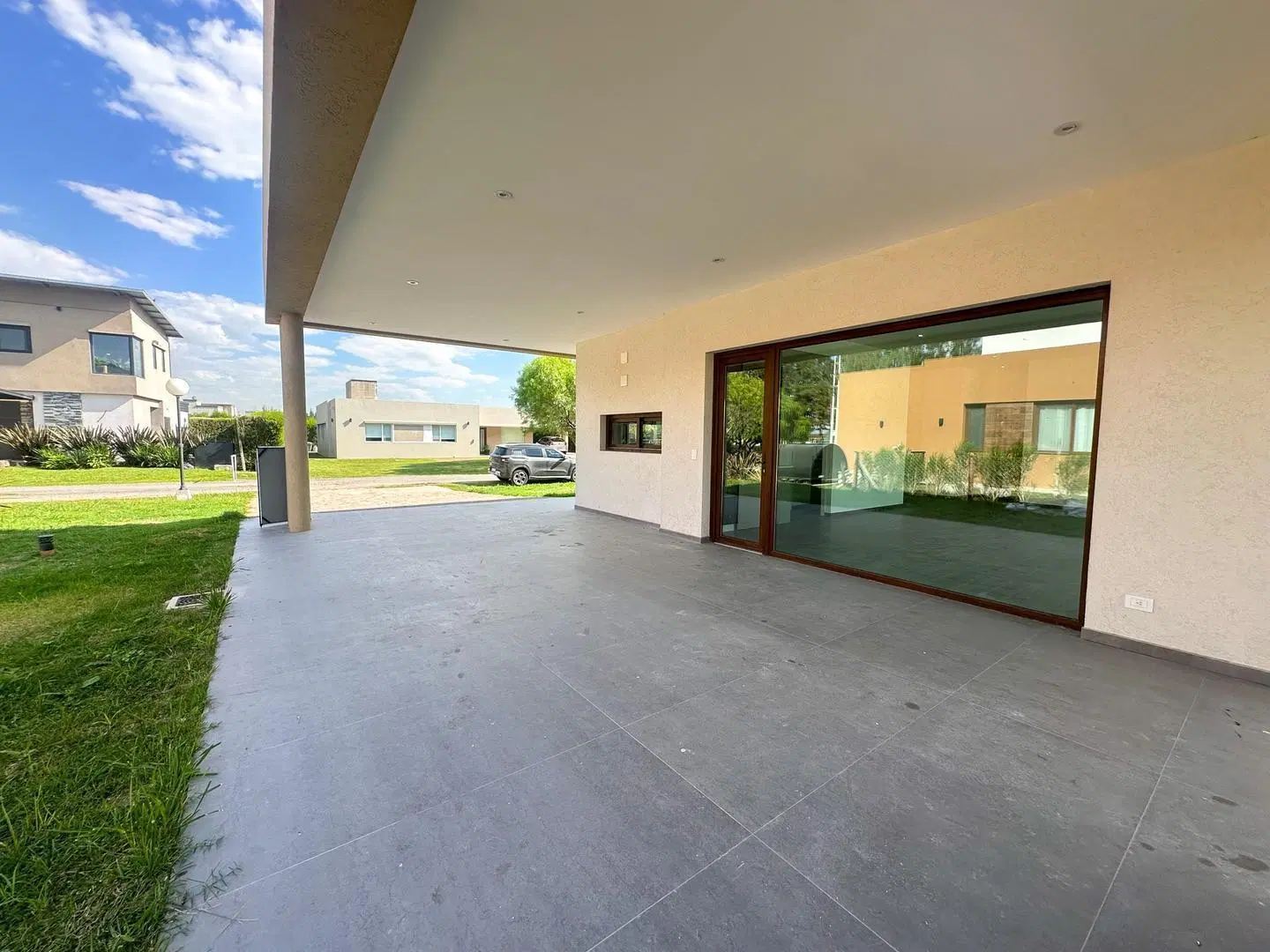 Casa apto crédito en canning! A estrenar 4