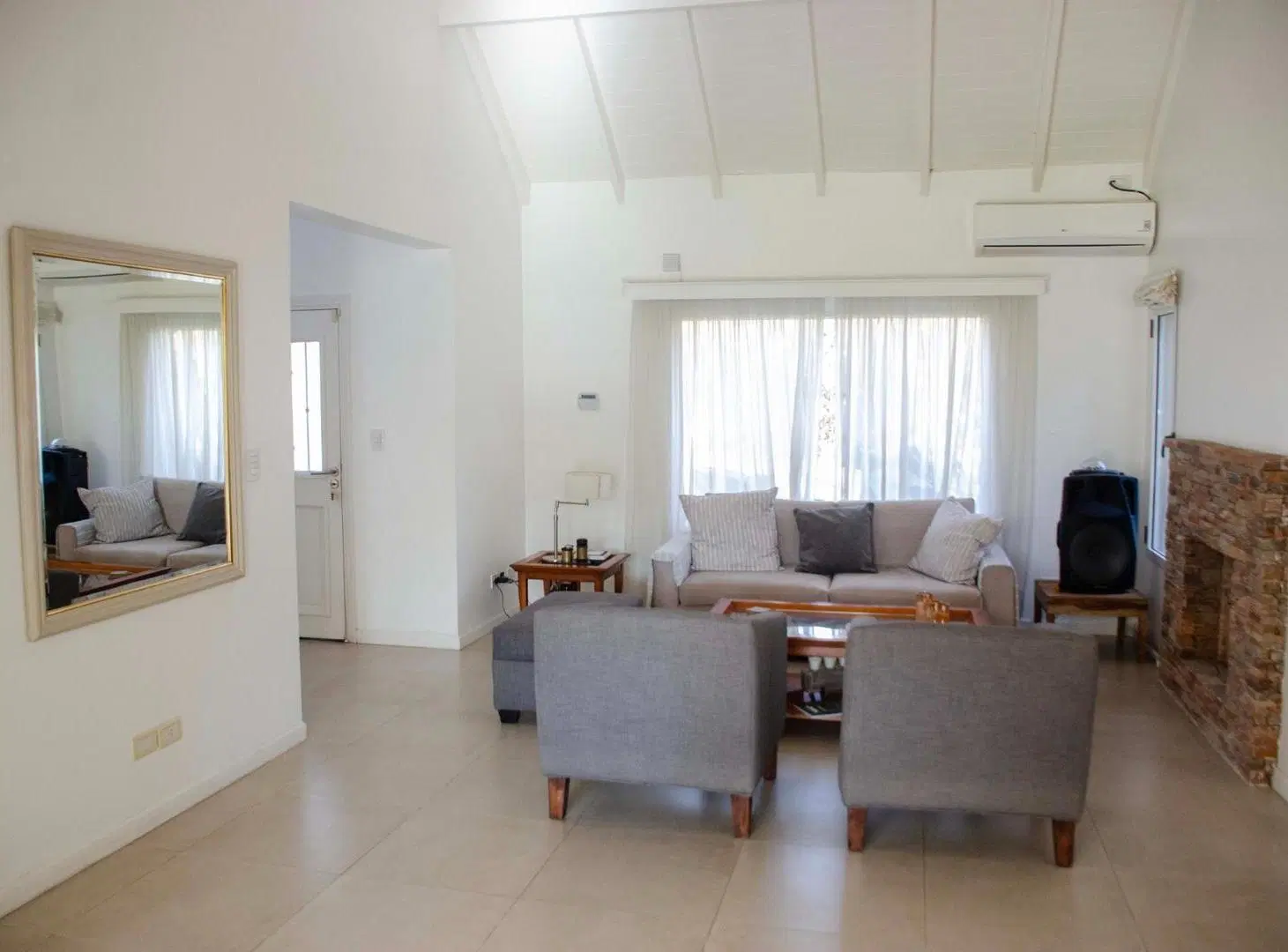 CASA EN VENTA 5 AMBIENTES EN EL LAUQUEN APTO CREDITO 5