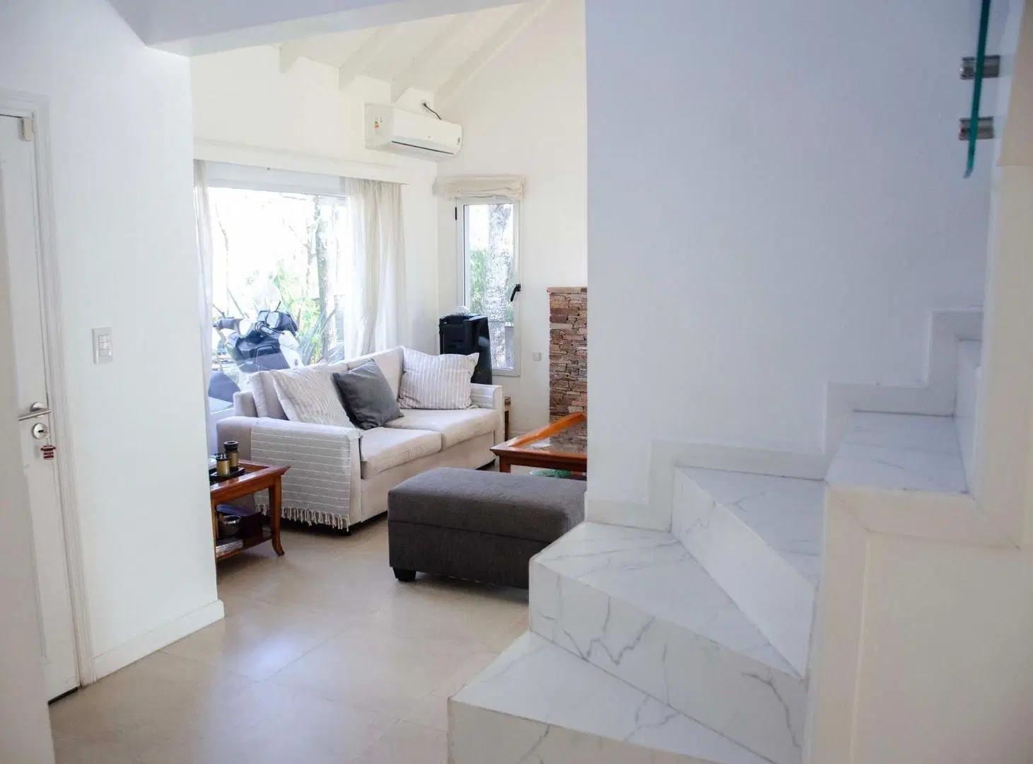 CASA EN VENTA 5 AMBIENTES EN EL LAUQUEN APTO CREDITO 3