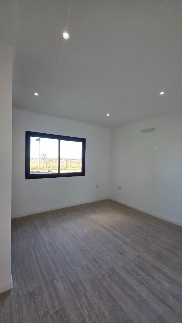 Foto de Casa Horizontes Al Sur a estrenar Canning, imagen 1