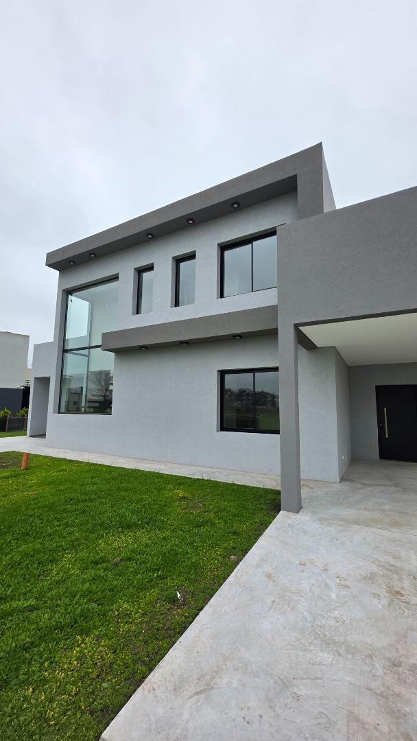 Foto de Casa a Estrenar a la laguna La Alameda, imagen 2