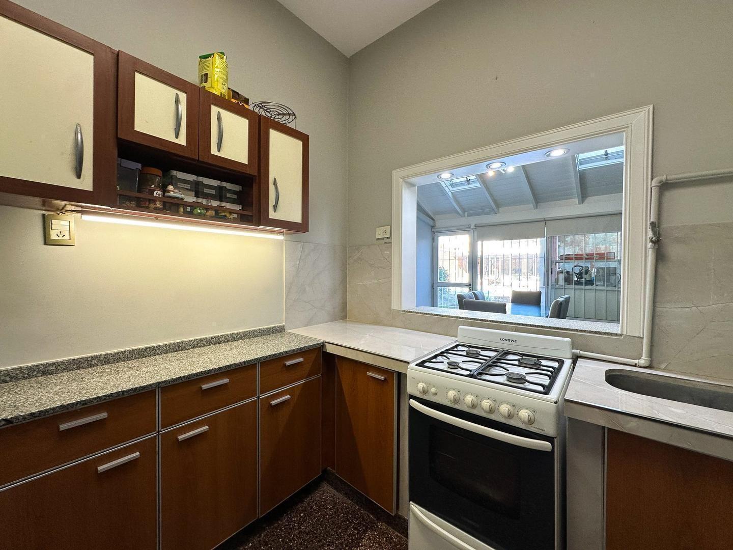 Foto de VENTA CASA 3 AMBIENTES LUIS GUILLON -PILETA, imagen 4