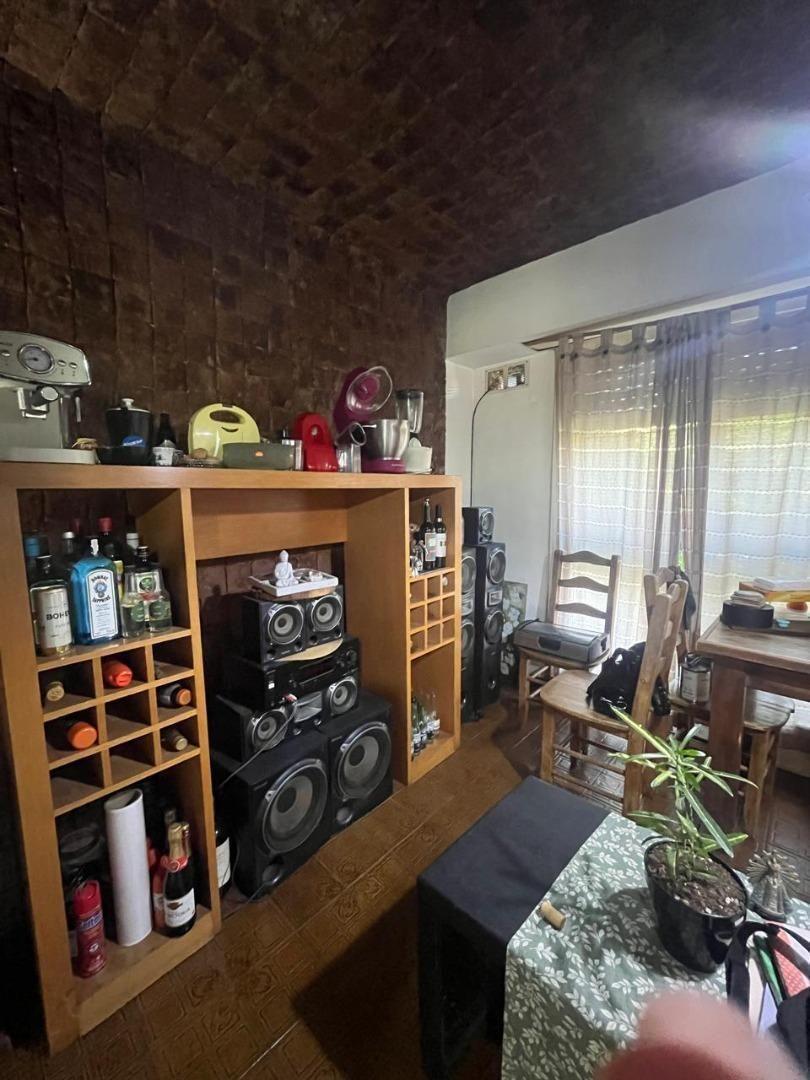 Foto de CASA EN VENTA 5 AMBIENTES TEMPERLEY, imagen 5