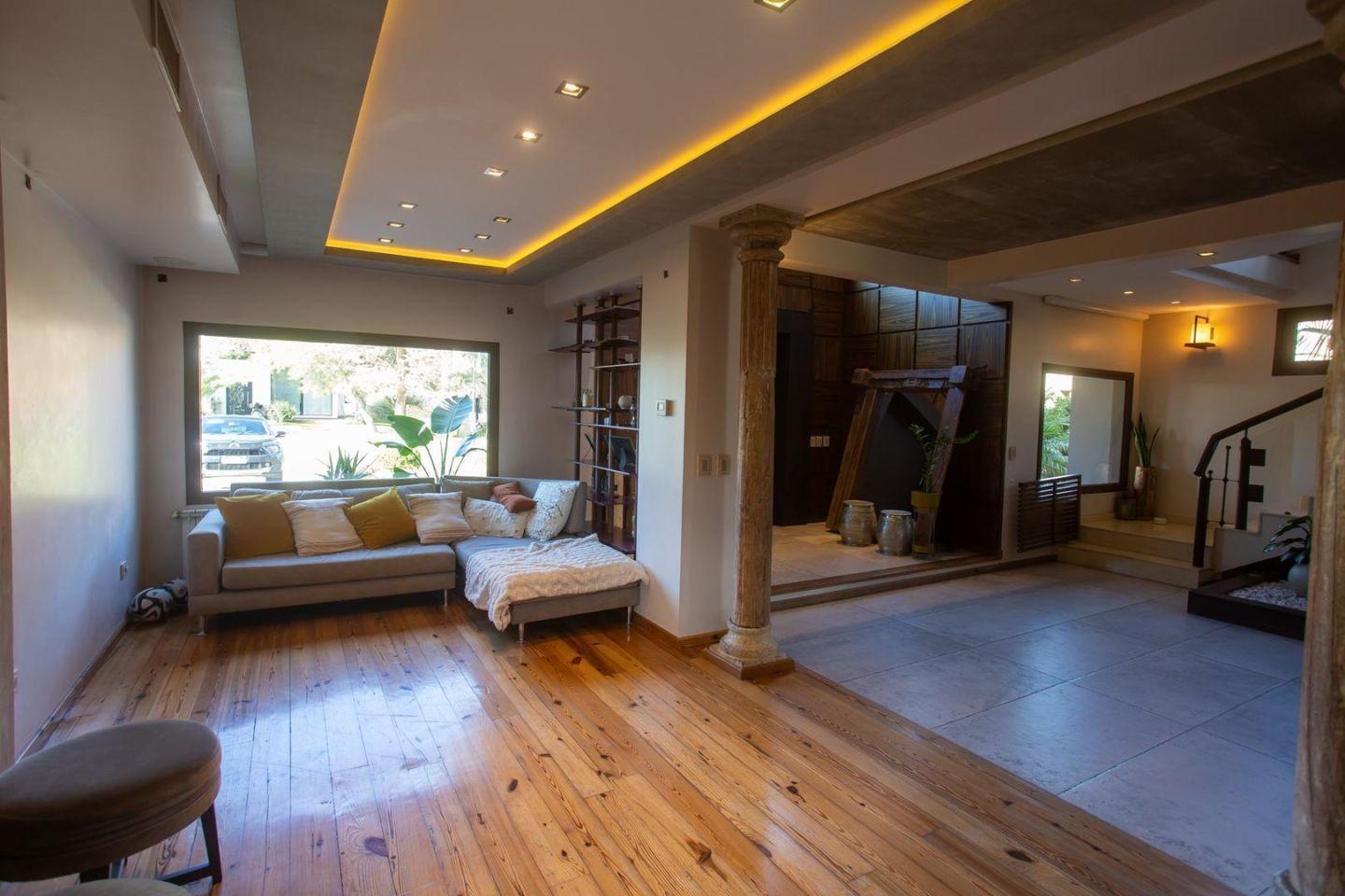 Foto de ESPECTACULAR RESIDENCIA 450 M2!! 6 AMB + CAVA PLAYROOM, imagen 3