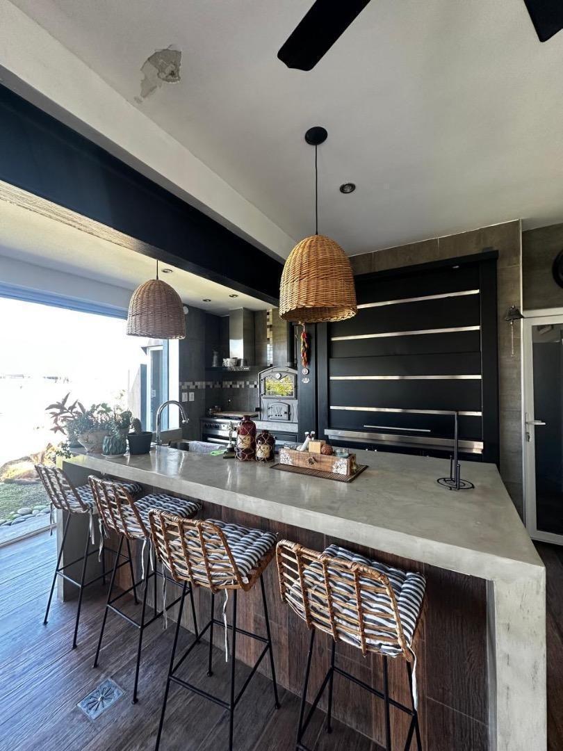 Foto de CASA A LA LAGUNA EN TERRALAGOS, imagen 2
