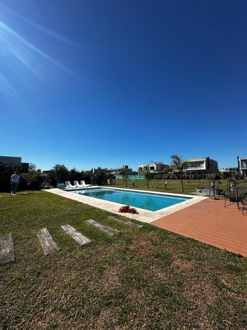 Foto de CASA A LA LAGUNA EN TERRALAGOS, imagen 4