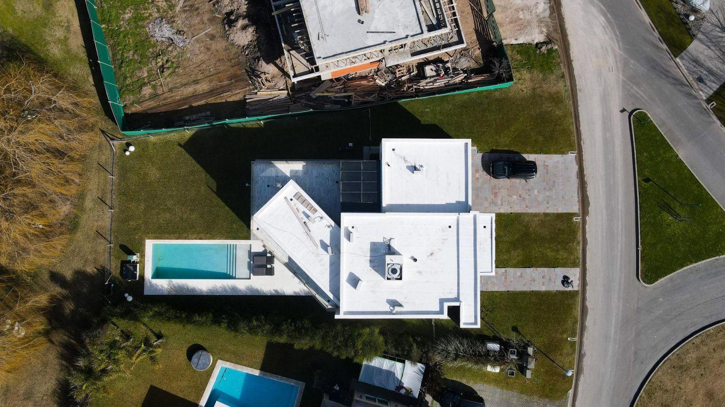 Foto de ESPECTACULAR CASA A LA VENTA EN TERRALAGOS!, imagen 3